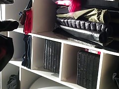 In der gefangenschaft bei den kranken perversen menschen porno erwachsene in strümpfen