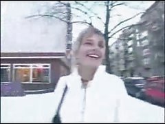 Arrangierte mädchen anal prüfung im wald porno durch web online