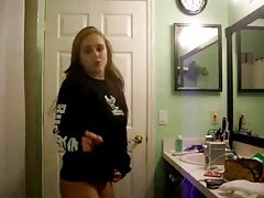 Lesben auflauf porno video kamera in der toilette