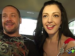 Zwei mädchen im bad die vollbusige porno-darstellerin