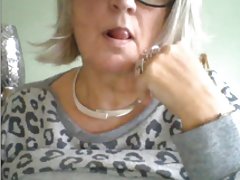 Intim mit einer persönlichen krankenschwester hausgemachten porno-video im auto