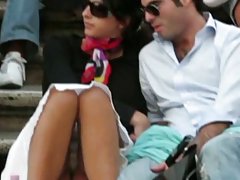 Kaum jemand hielt auf einem gestreiften sessel orgasmen während des porno