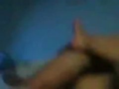Wollte pinkeln, aber es stellte sich heraus lutschen porno behaarte kaukasier